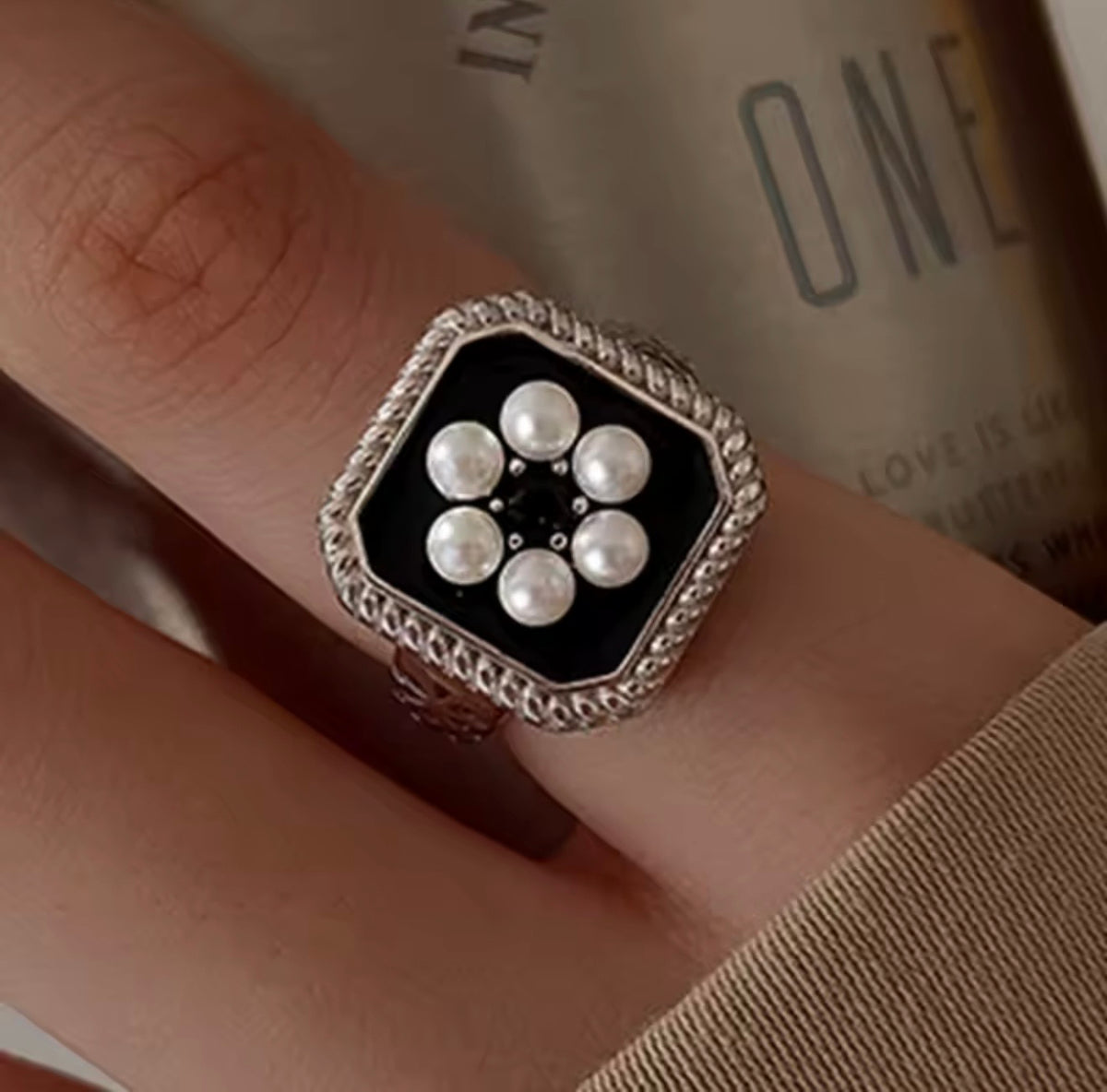 Pearl Floral Ring