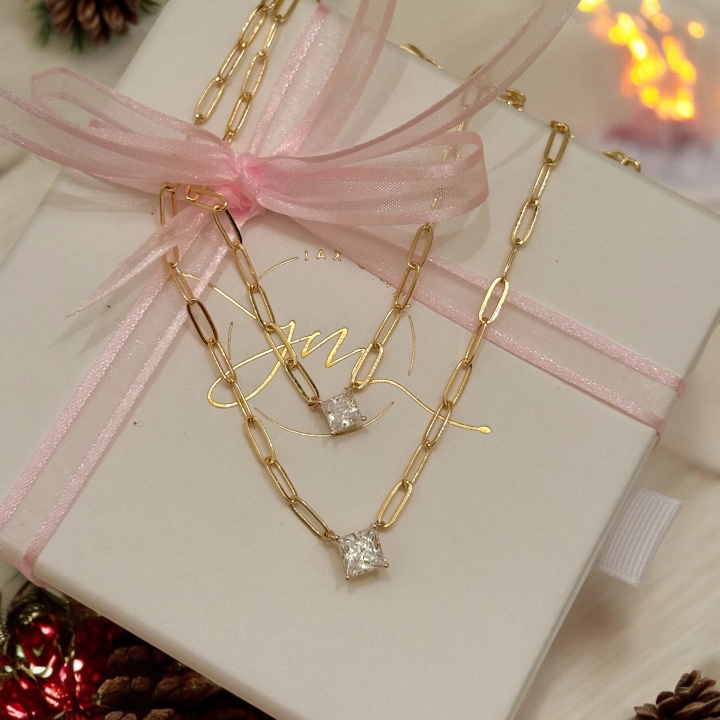 Square 10KY Floating Diamond