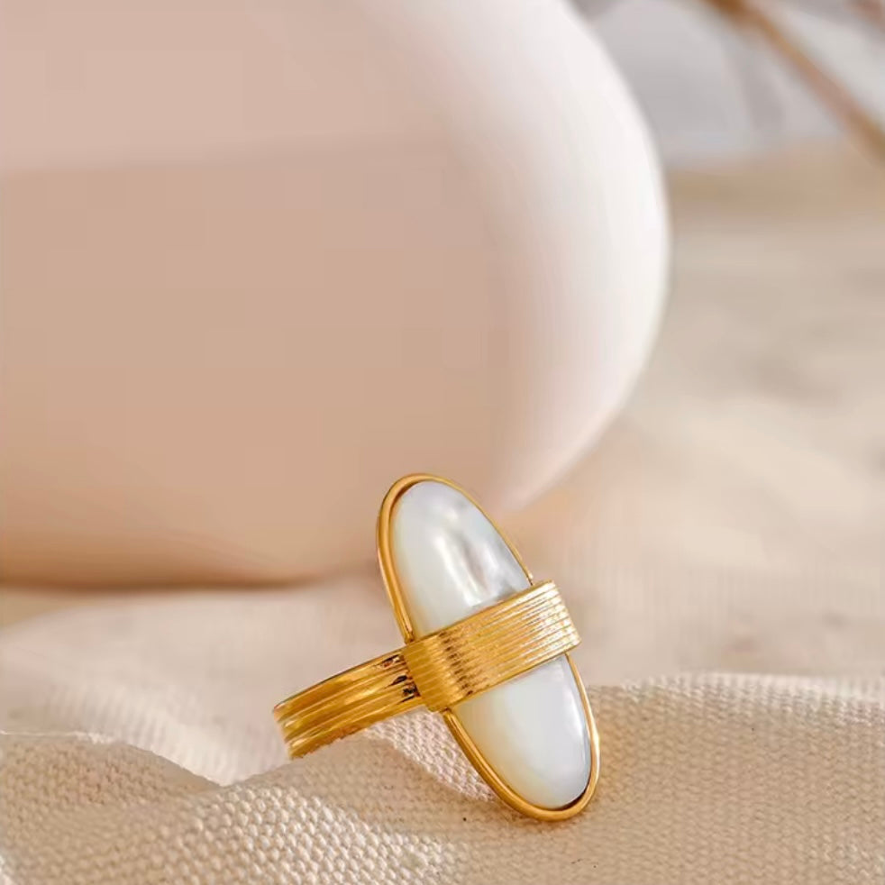 Luxury Natural Shell Geometric Ring