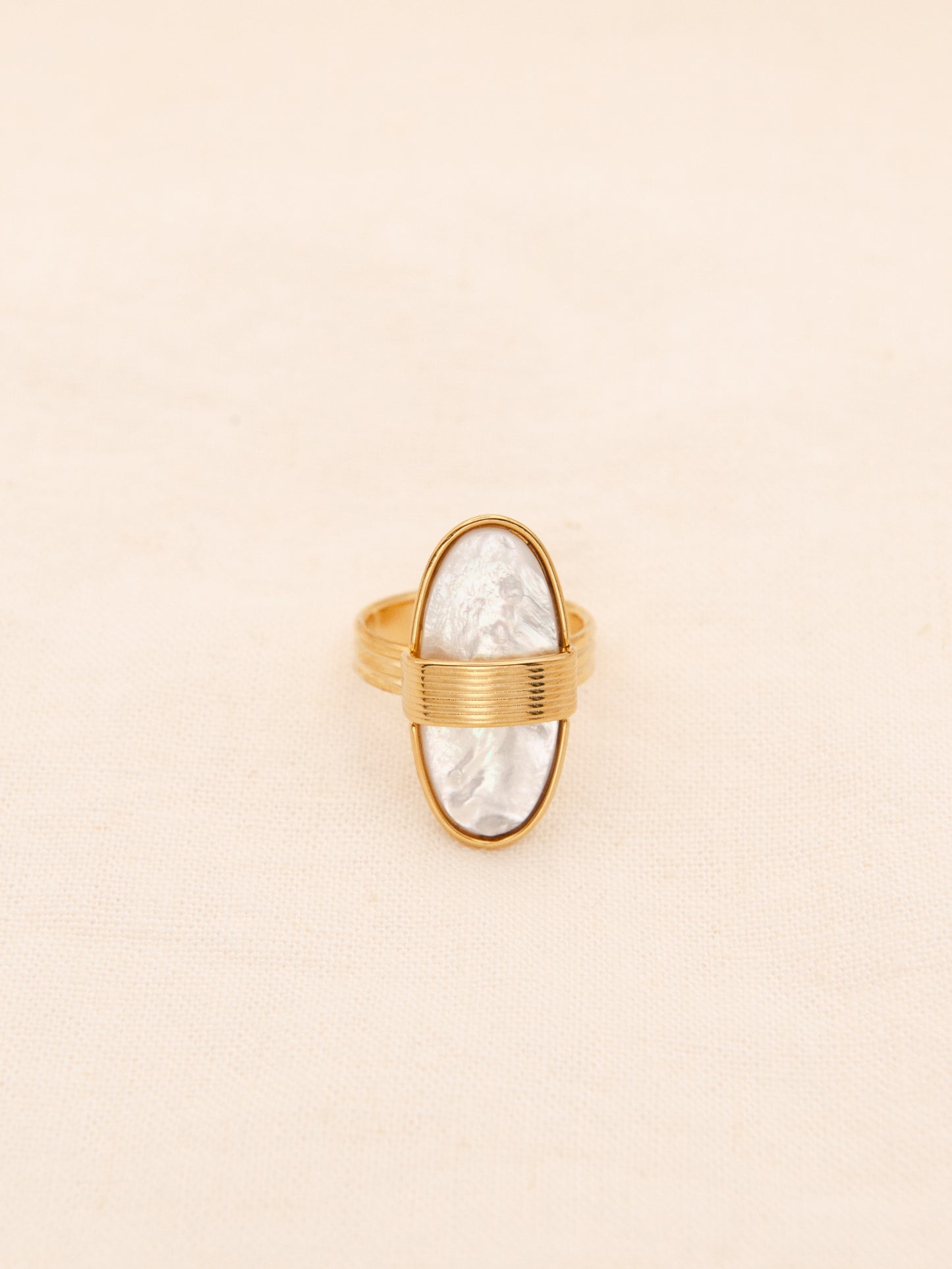 Luxury Natural Shell Geometric Ring