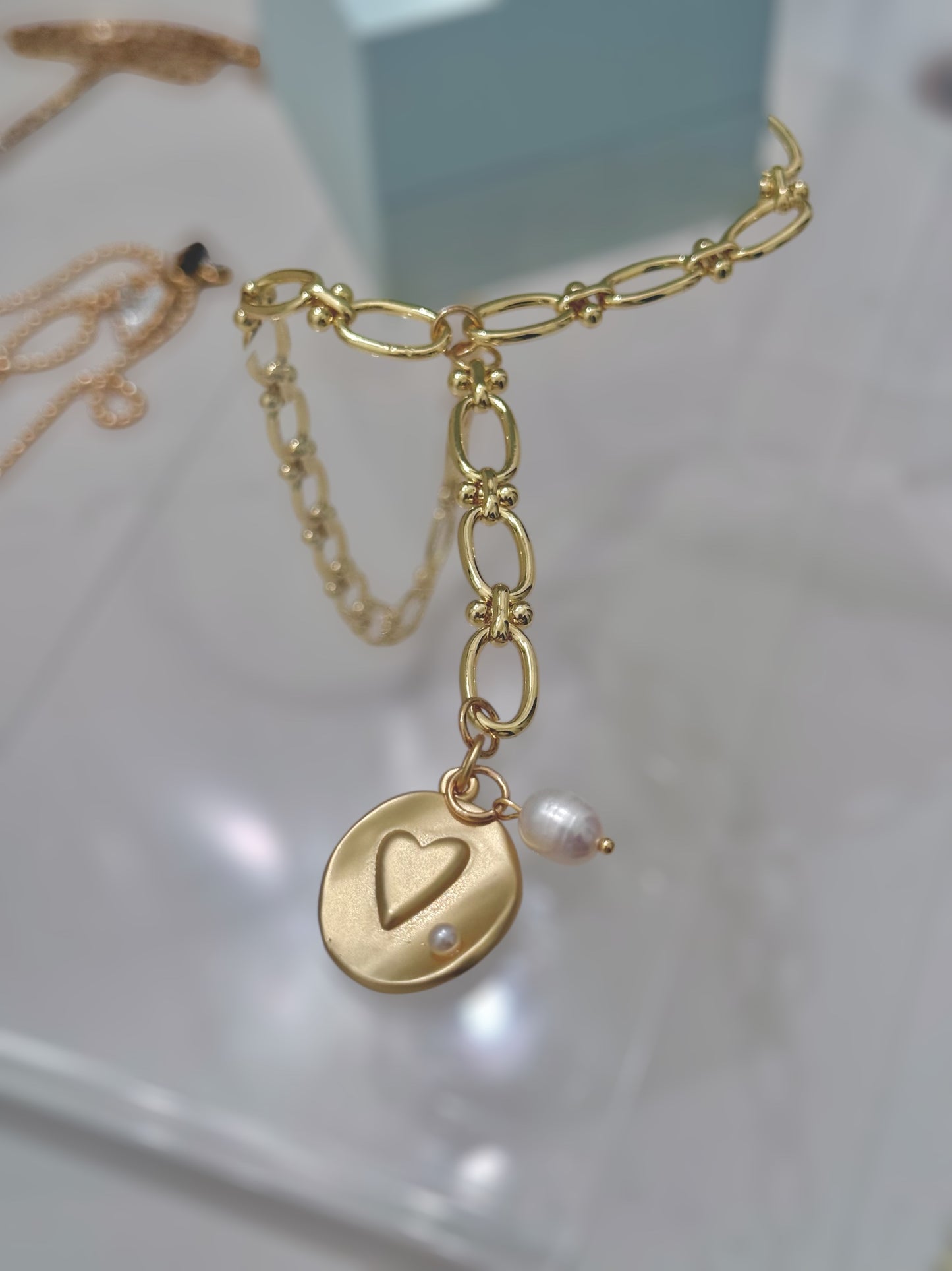 Drop Frosted Heart Pendant with Pearl
