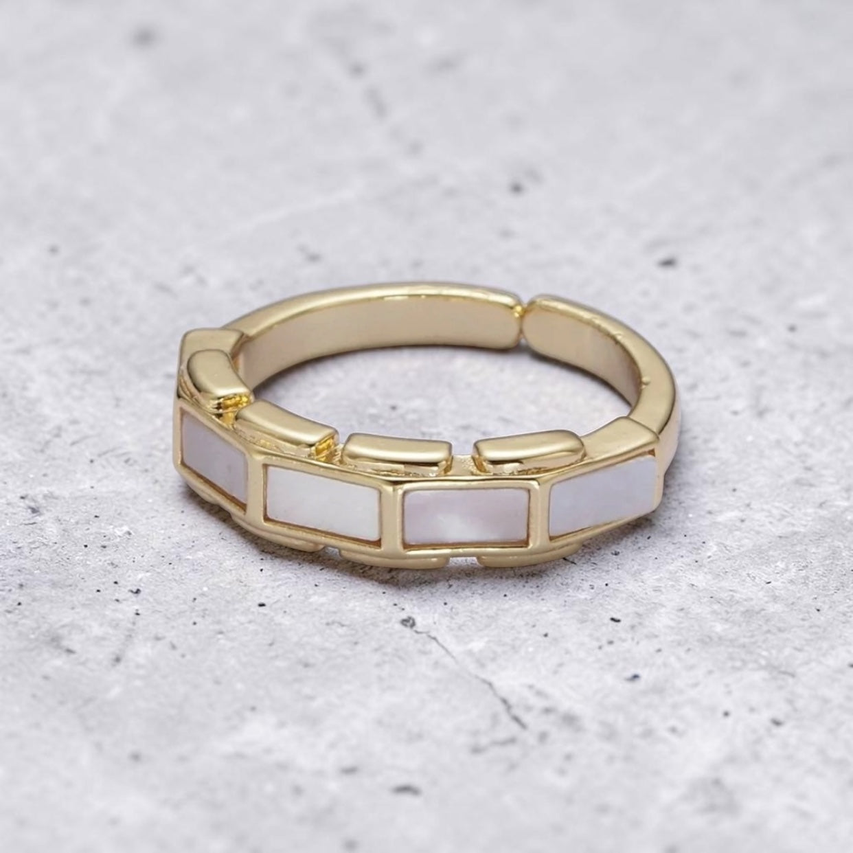 Golden Mosaic Shell Ring