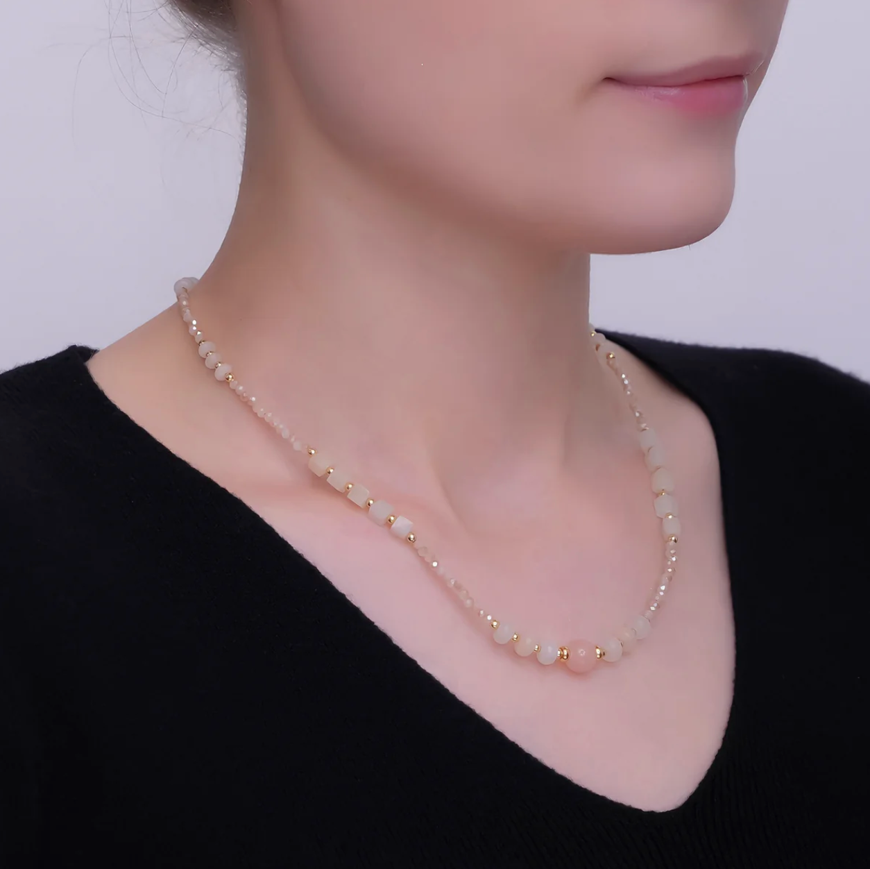 Rose Quartz Gemstone Beaded Necklace