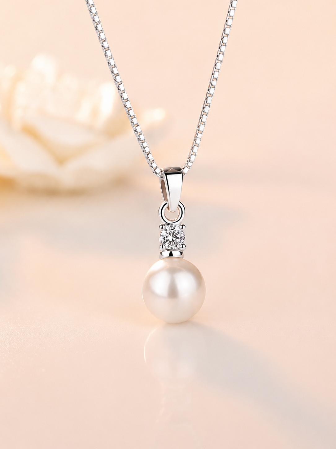 Pure Elegance Pearl Necklace