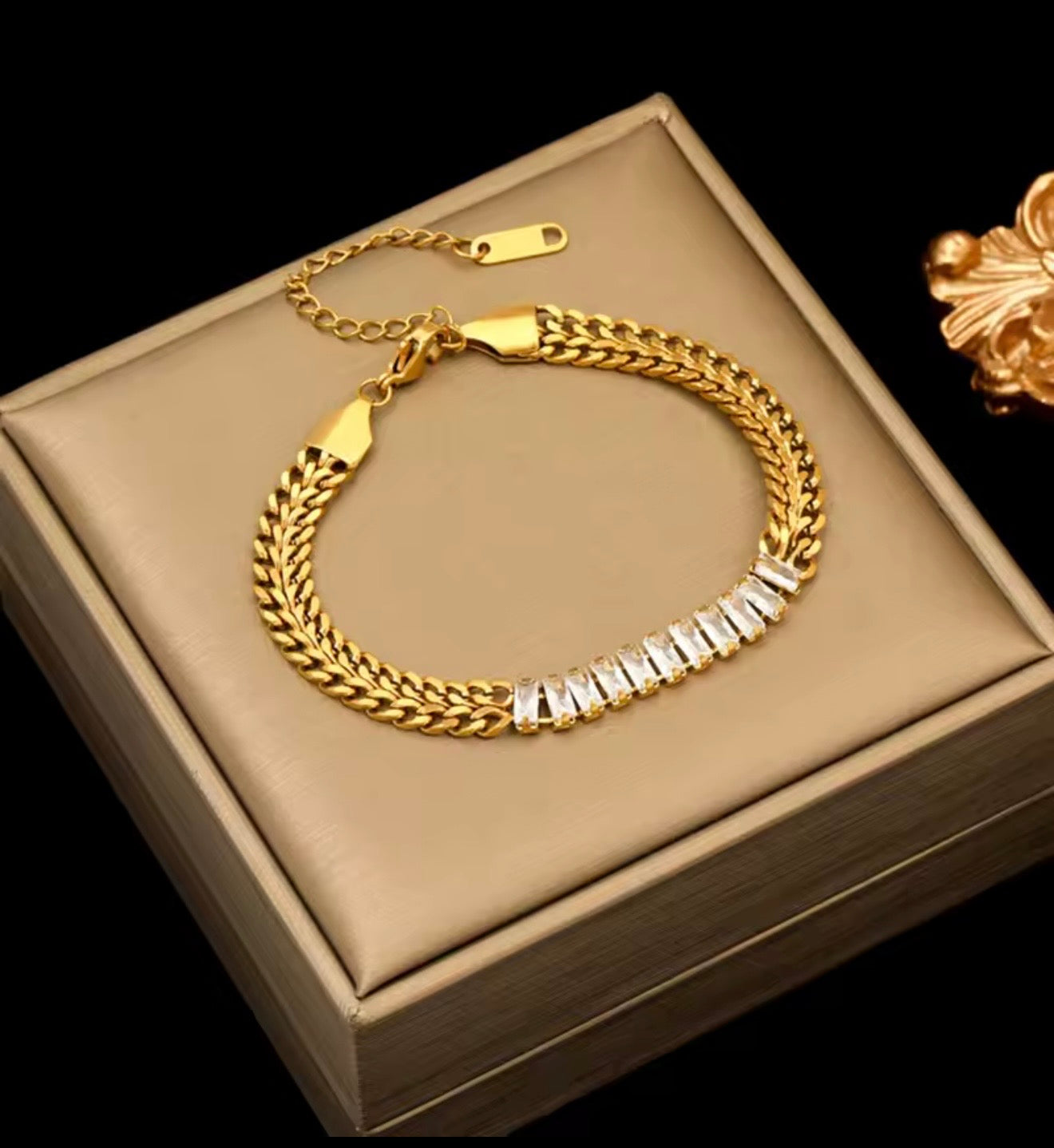 Baguette Cuban Sparkling Bracelet