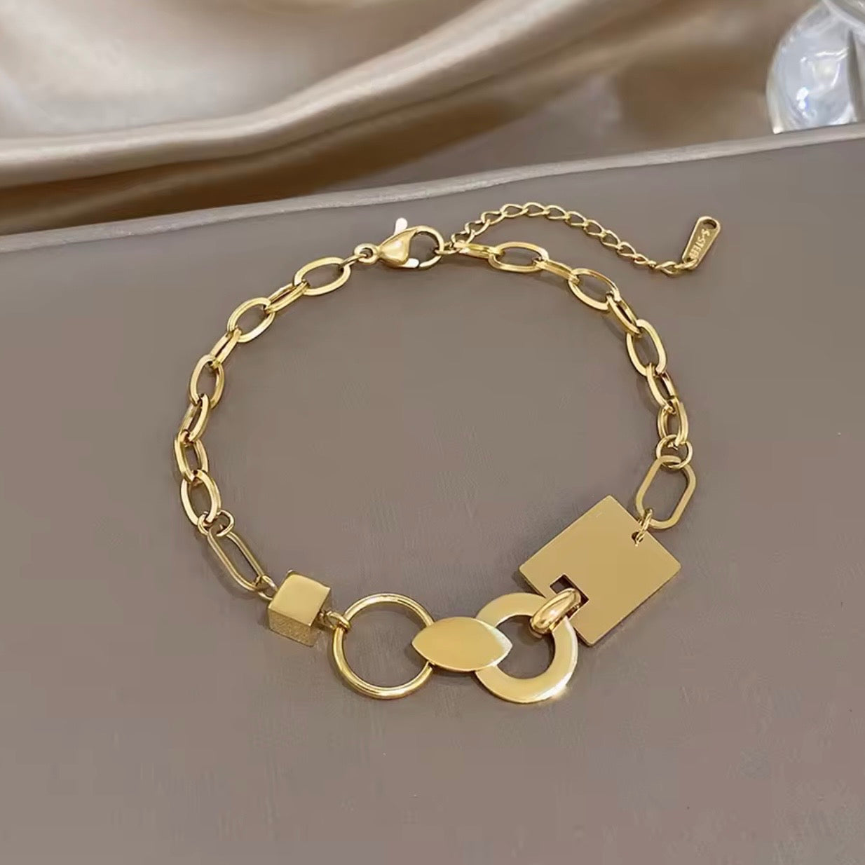 Exquisite Slim Chain Bracelets