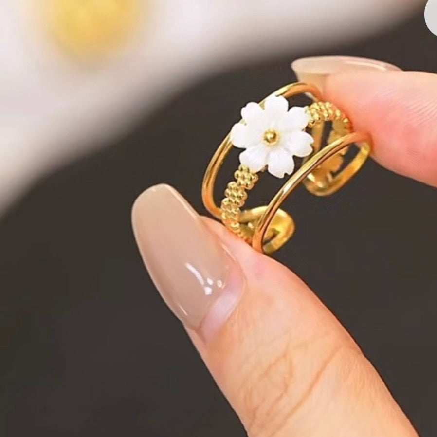 Shell Flower Blossom Ring