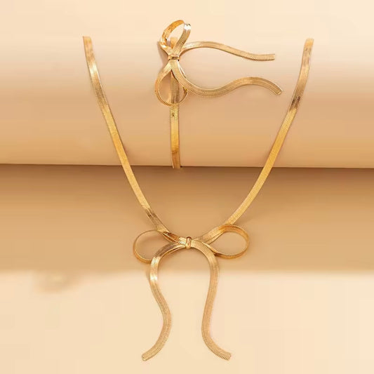 Side Bow Herringbone Necklace