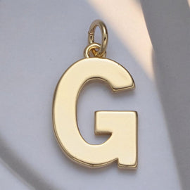 Minimalist Font Initial Charm