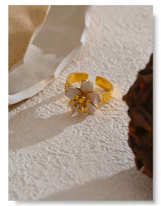 Golden Blossom Shell Ring