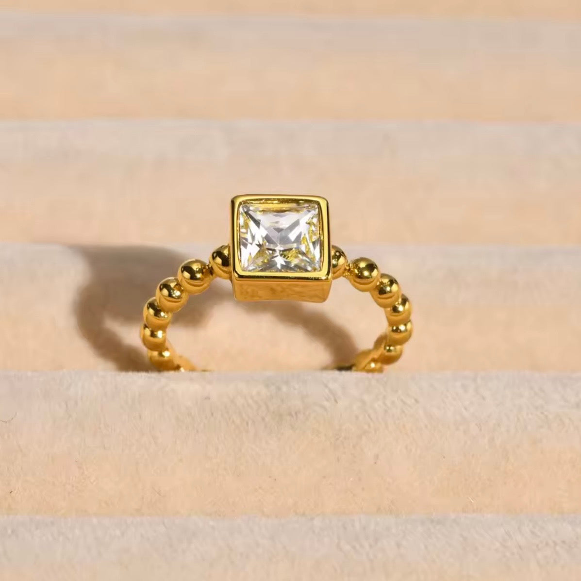 Bezel Set Square Chain Ring