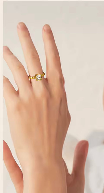 Bezel Set Square Chain Ring