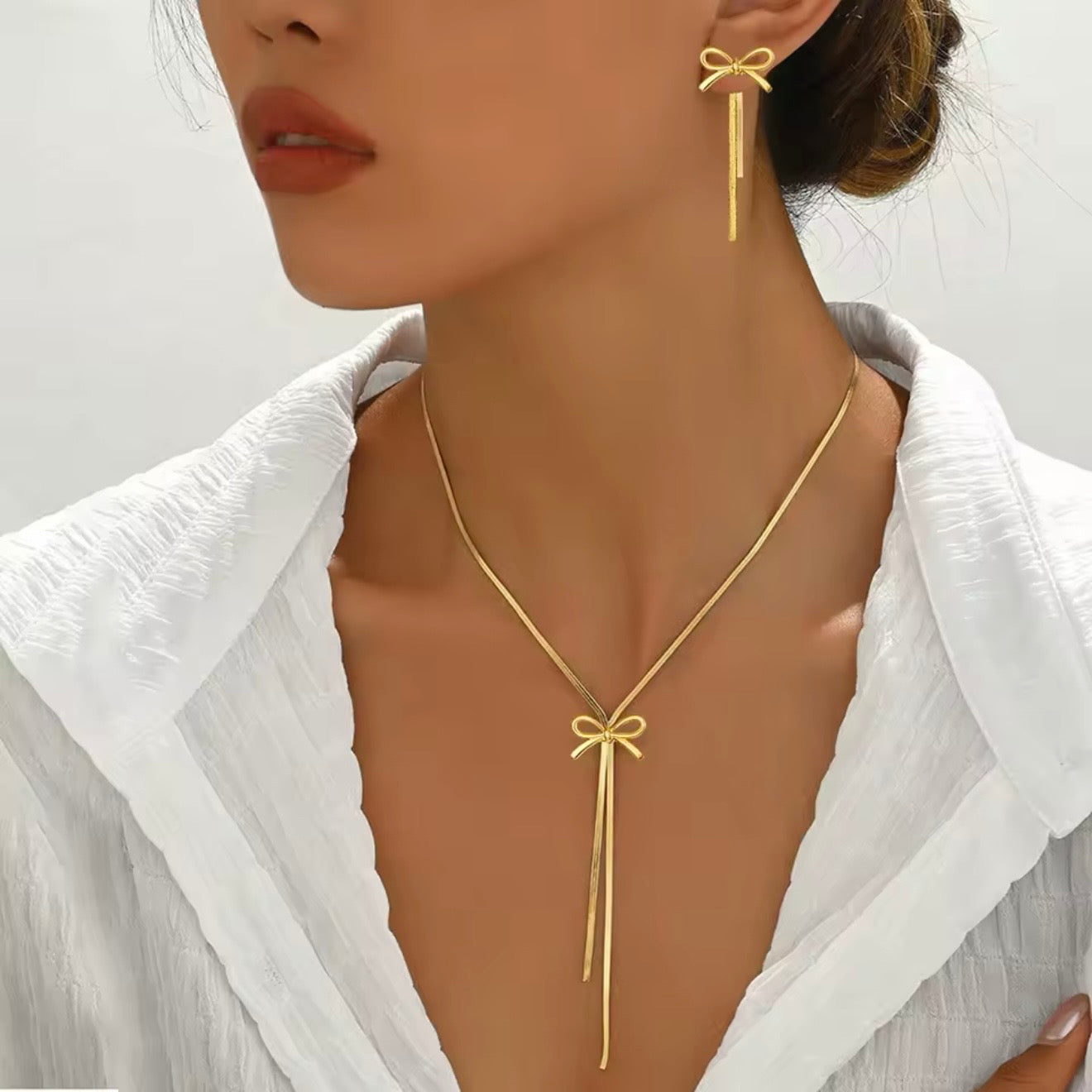 Golden Mia Bow Jewelry Set