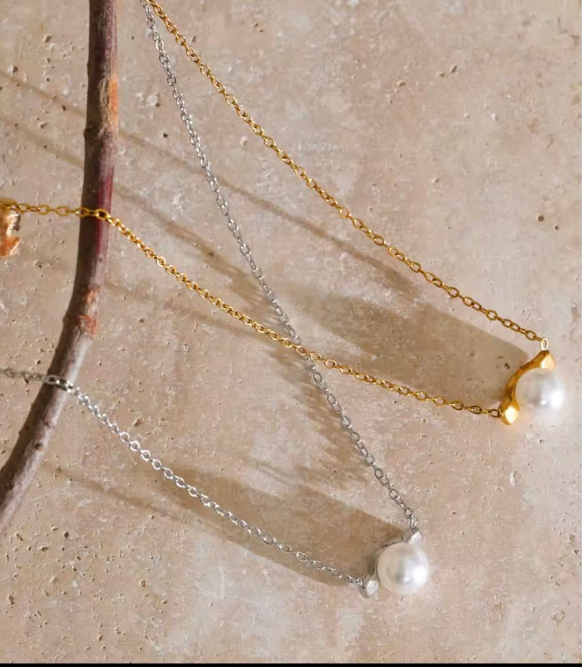Pearl Bar Necklace