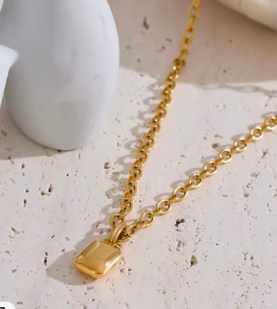 Rectangle Pendant Necklace