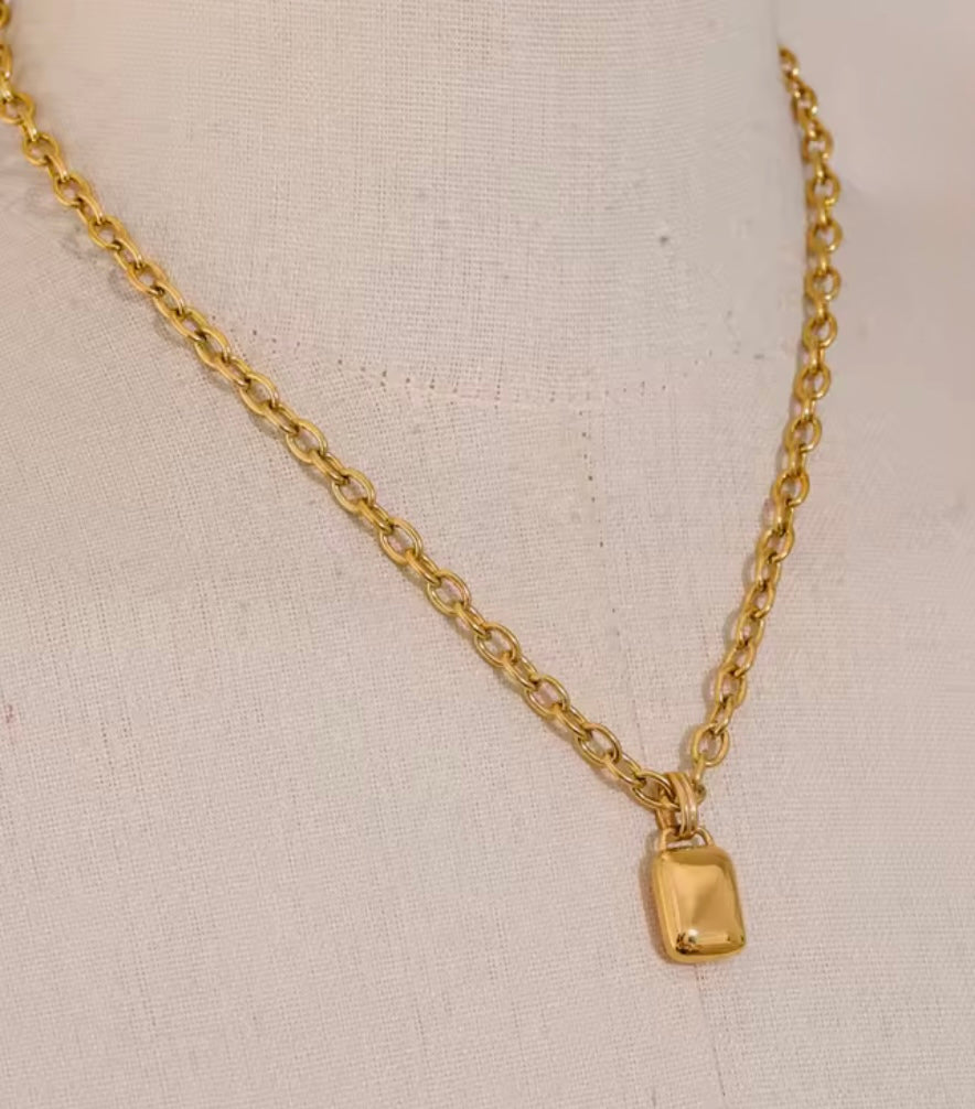 Rectangle Pendant Necklace