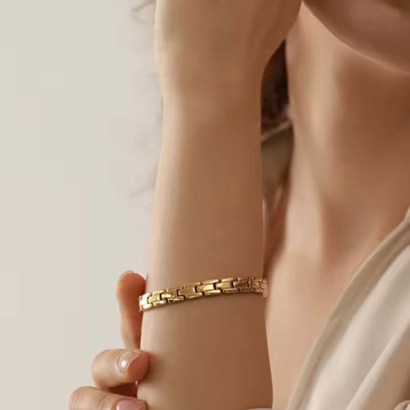 Polished Golden Bracelet