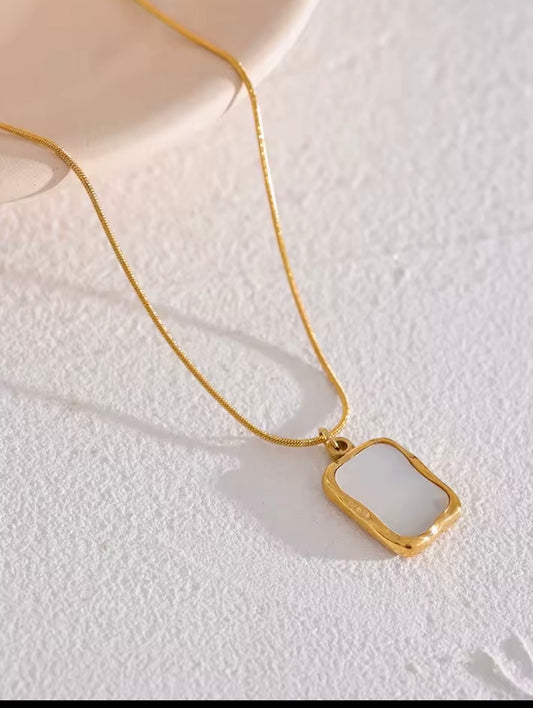 Square Shell Pendant Necklace