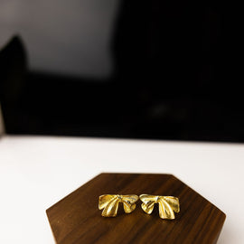 Gold Filled Line-Textured Ribbon stud Earrings