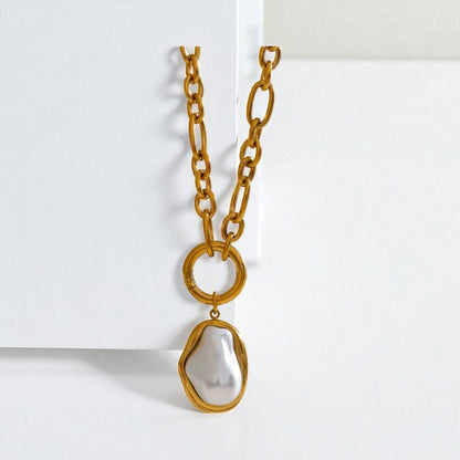 Baroque Pearl Golden Pendant