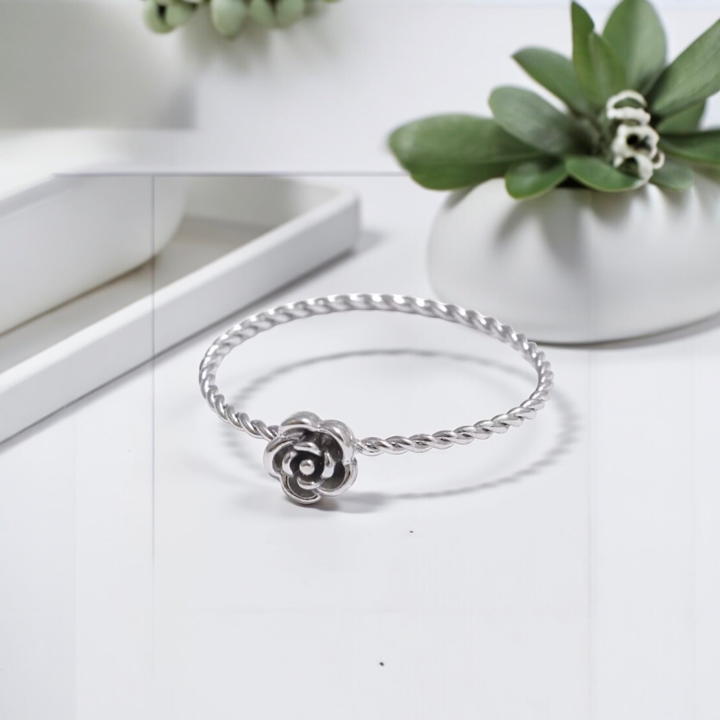 Delicate Small Flower Ring