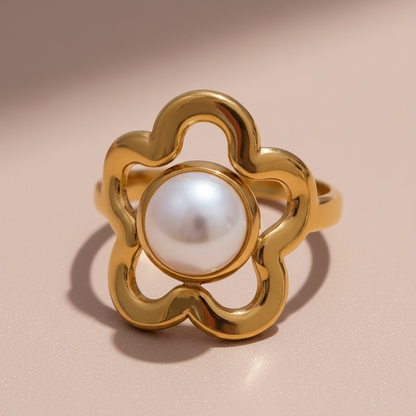 Open Flower Natural Shell Ring