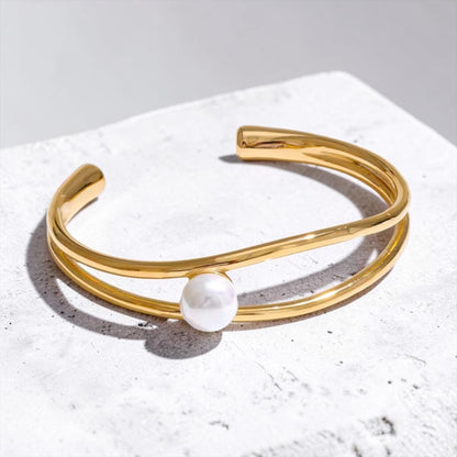 Smooth Hollow Pearl Bangel Bracelet