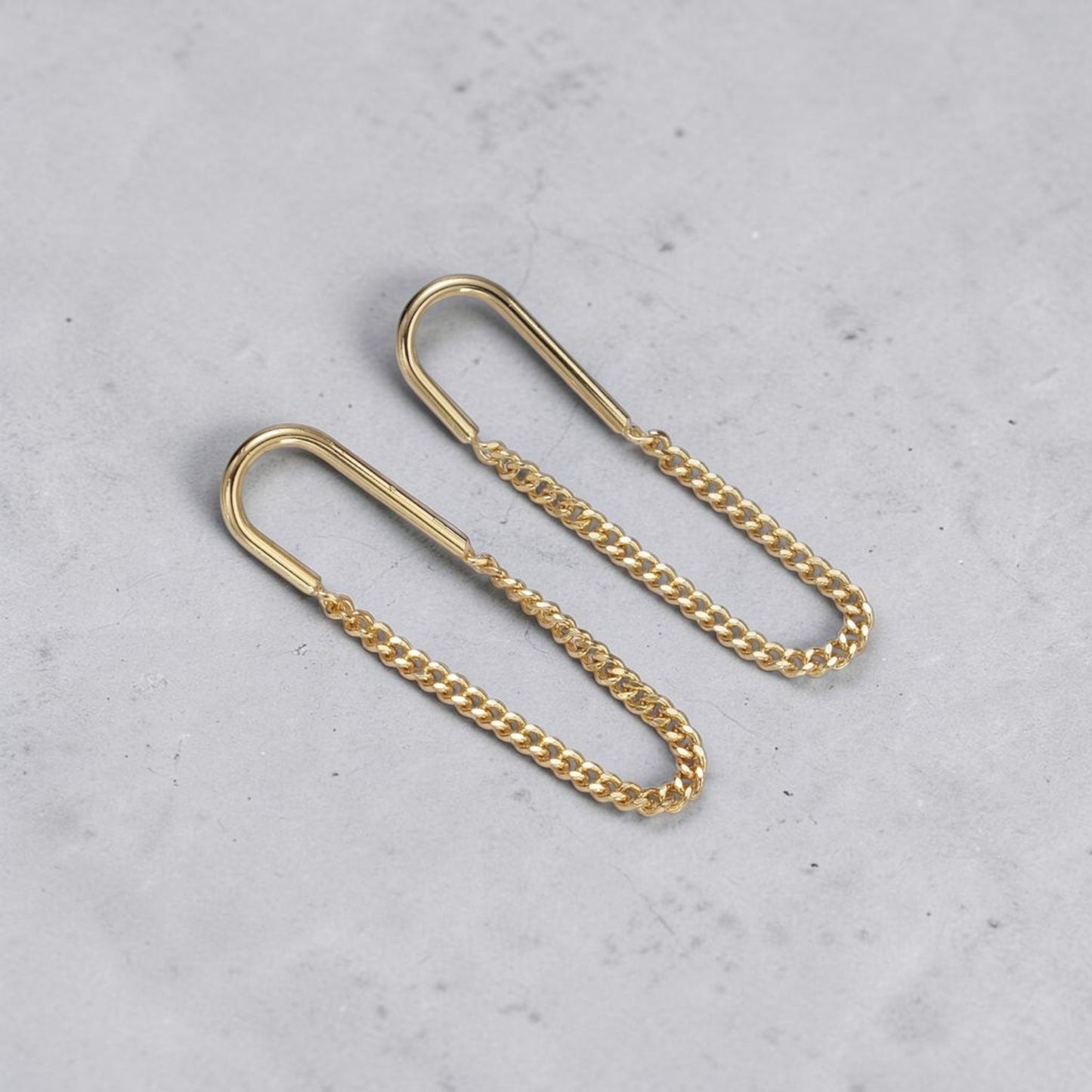 U- Curb Chain Drop Earrings