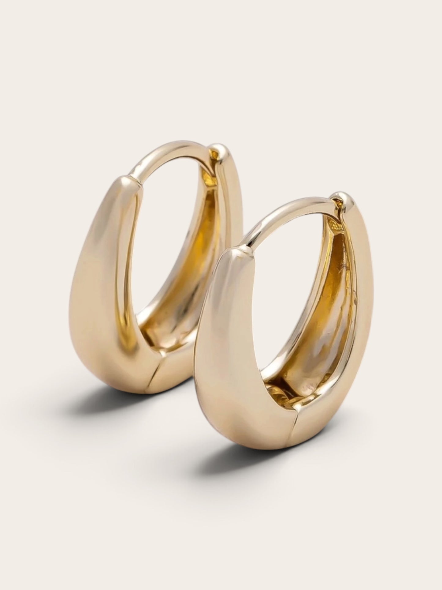 Dome U-Shaped Earrings