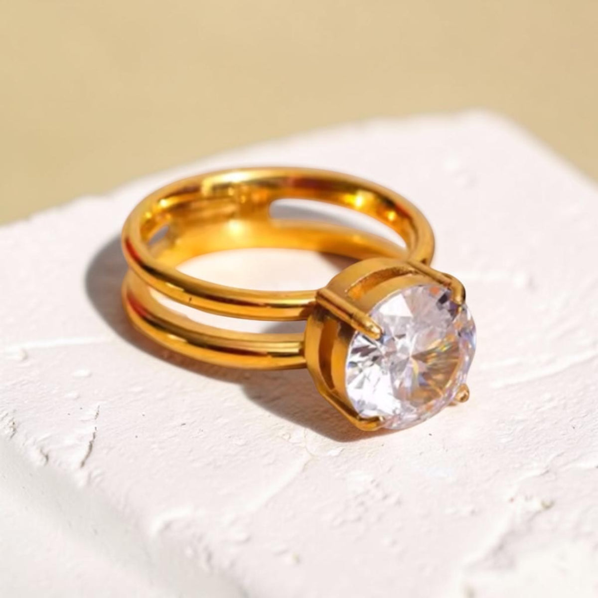 Casting Bling Classic Ring