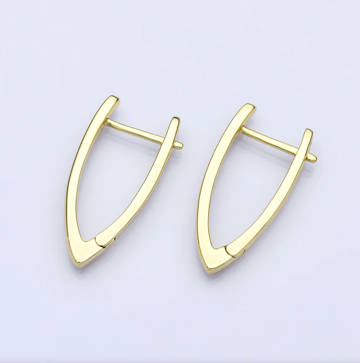 Ellipse Golden Huggies Earring