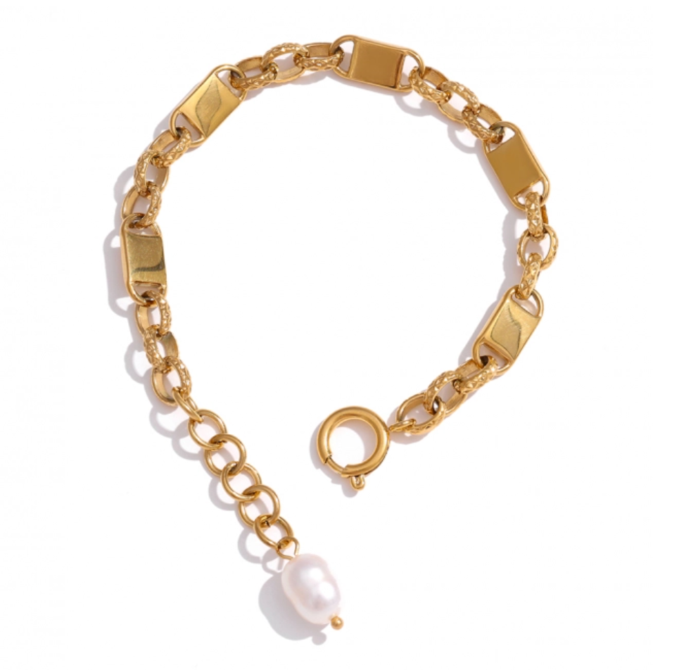 Tag and Chain Gold Bangle Bracelet