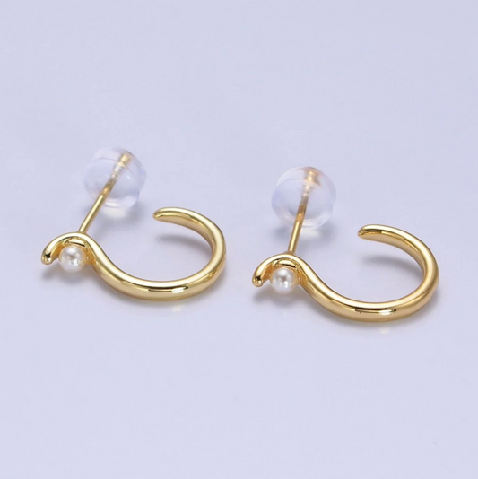Dainty Gold Pearl S-Shaped Stud Earrings